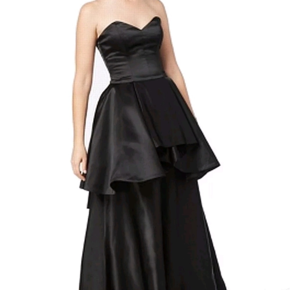 Fame and partners strapless gown - size 10😍
